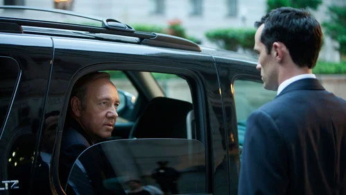 Карточный домик 1 сезон 6 серия — кадр